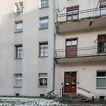 Cosy Studio Apartment